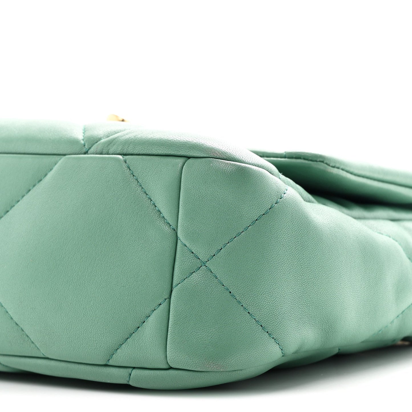 Lambskin Quilted Medium Chanel 19 Flap Green