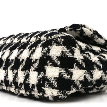 Tweed Quilted Maxi Chanel 19 Flap Black Ecru White