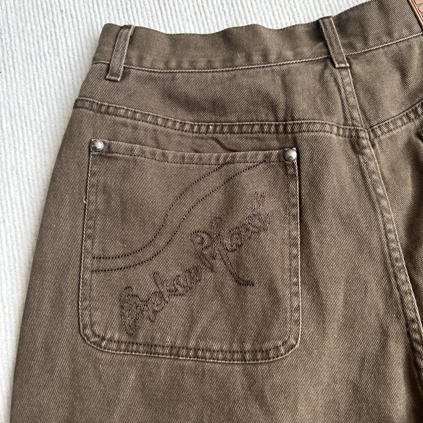 Broken P Shorts