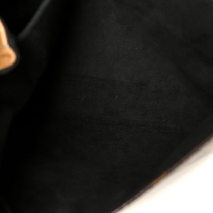Reverse Monogram Pochette Metis