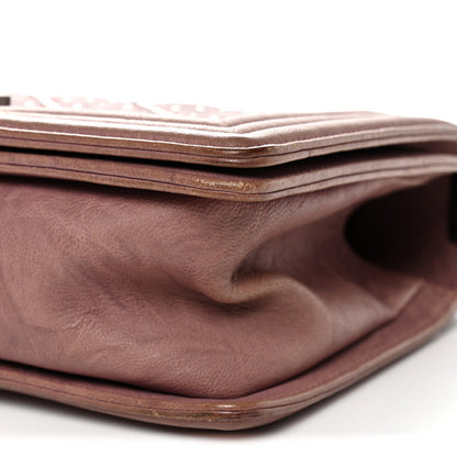 Crumpled Lambskin Medium Studded Boy Flap Pink