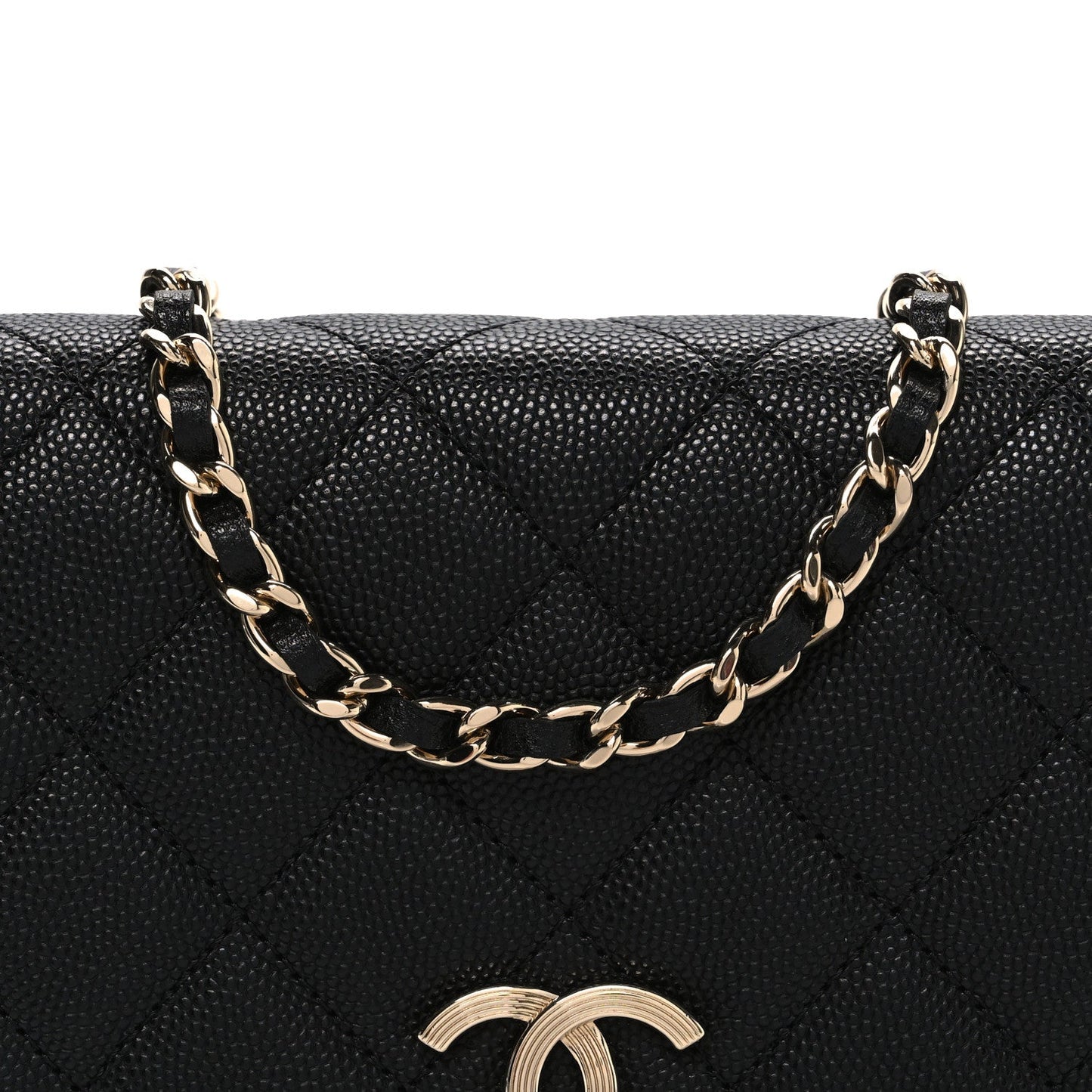 Caviar Quilted Striated CC Wallet On Chain WOC Black