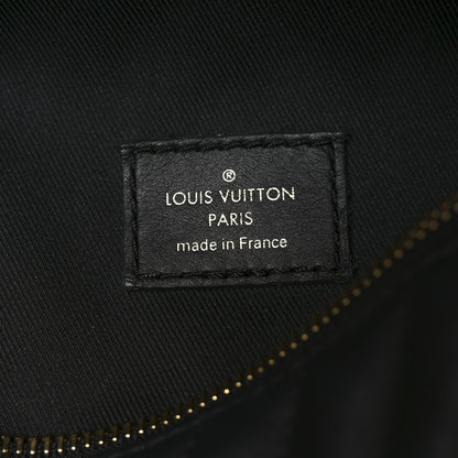 Calfskin Quilted New Wave Bumbag Black