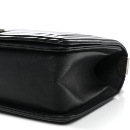 Lambskin Chevron Quilted Medium Boy Flap Black