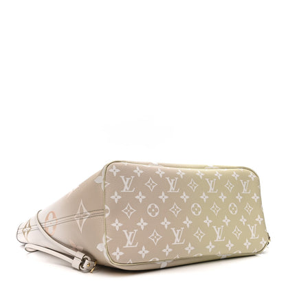 Monogram Giant Spring In The City Neverfull MM Sunset Kaki