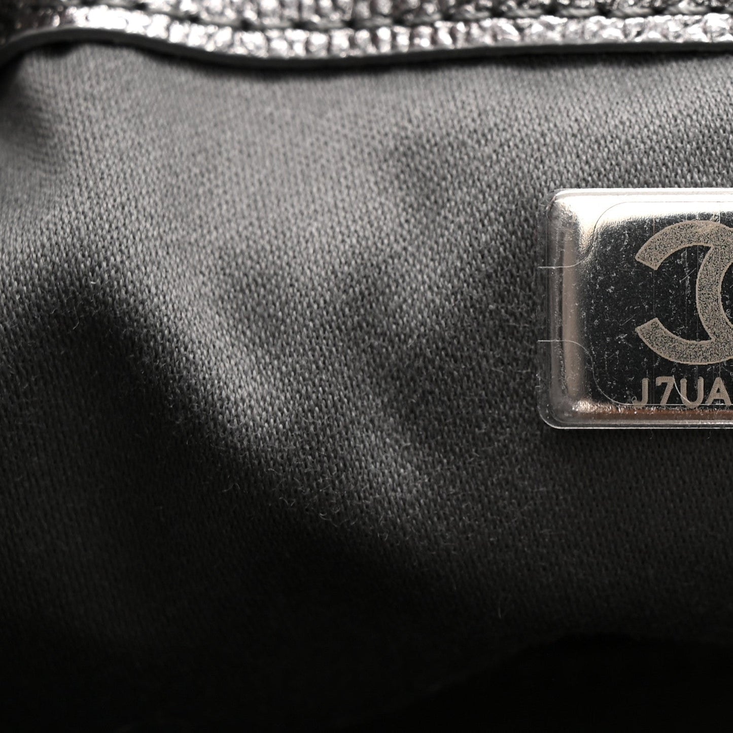 Metallic Caviar Quilted Mini Chanel 25 Handbag Anthracite