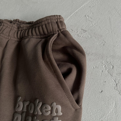 Broken P Granite Base Suit