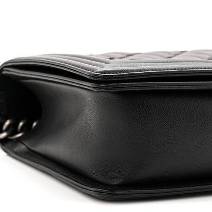 Calfskin Quilted Double Stitched New Medium Boy Flap Black