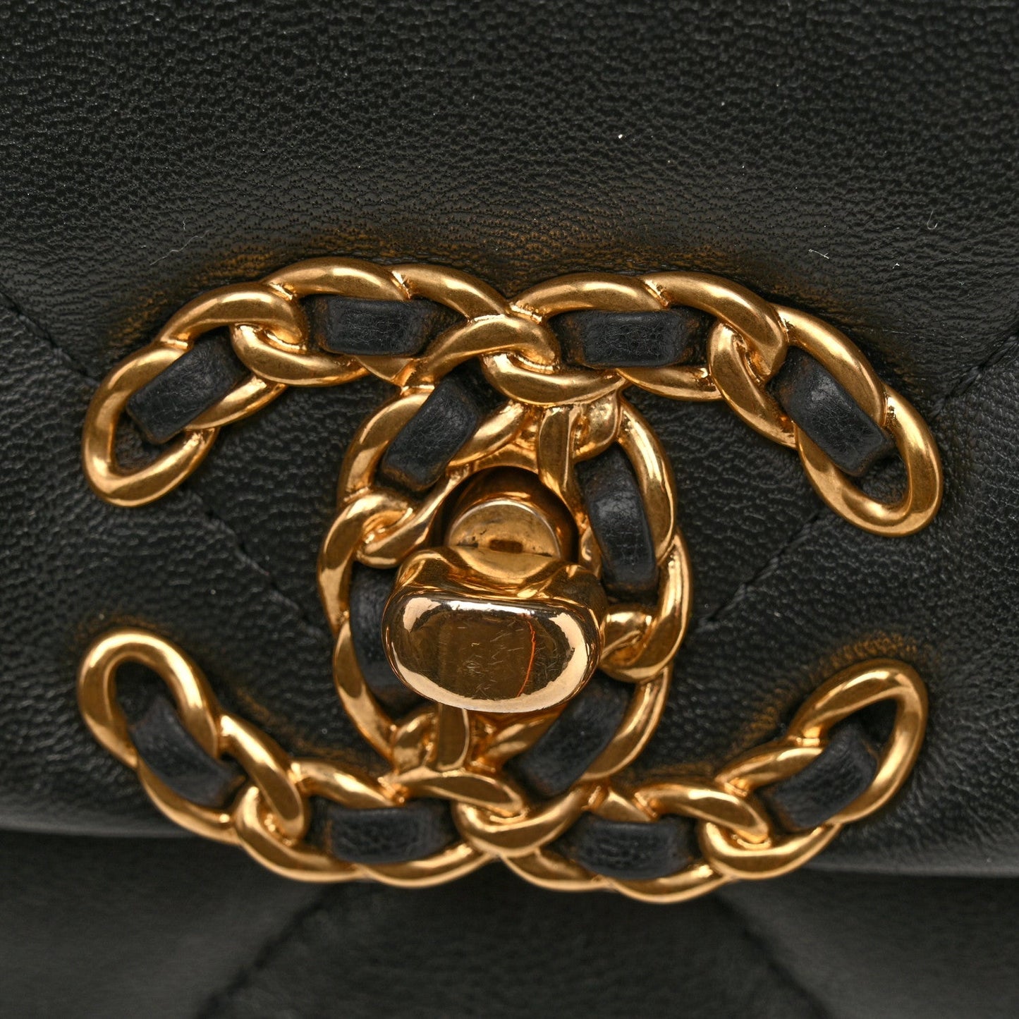 Shiny Goatskin Quilted Medium Chanel 19 Flap Black