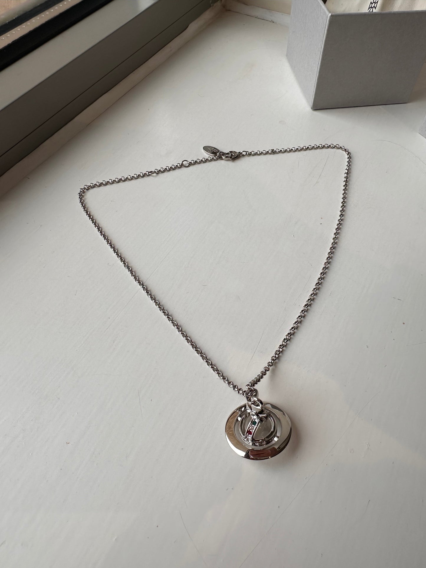 VIVIENNE WESTWOOD New Orb Pendant Necklace Brass(Petite/4 Colors)