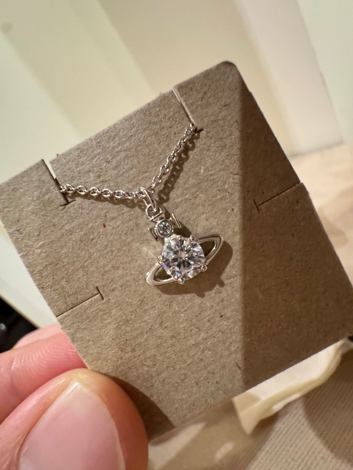 VIVIENNE WESTWOOD Reina Pendant Necklace Brass(2 Colors)