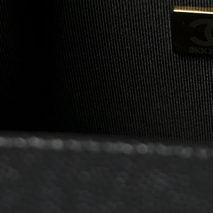 Caviar Quilted Medium Boy Flap Black