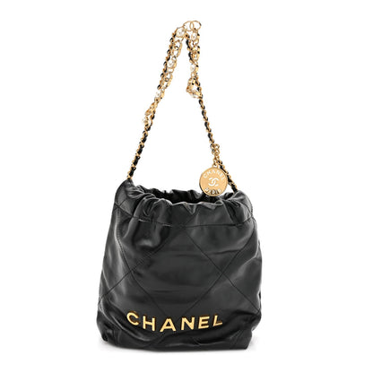 Shiny Calfskin Quilted Pearl CC Chain Mini Chanel 22 Black