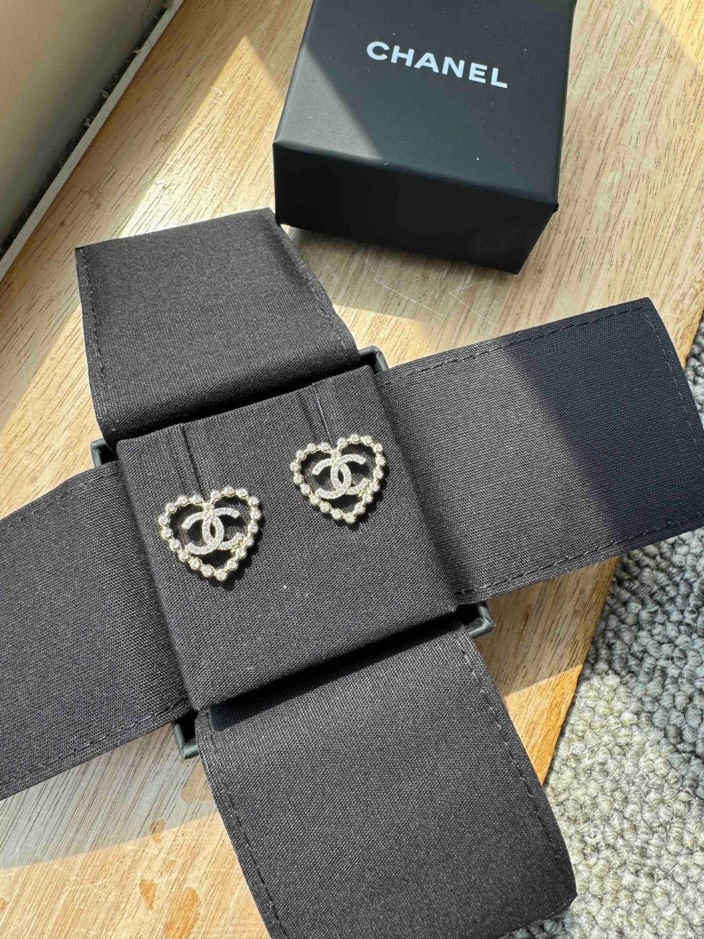 CHANEL ABF482 Heart CC Earrings Crystal(Gold)