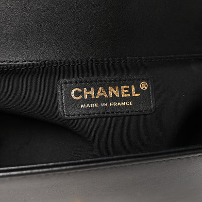 Lambskin Chevron Quilted Medium Boy Flap Black