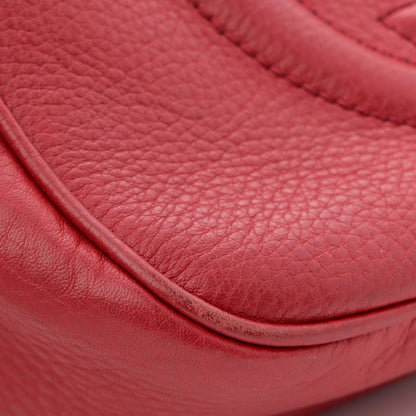 Pebbled Calfskin Small Soho Disco Bag Vibrant Red