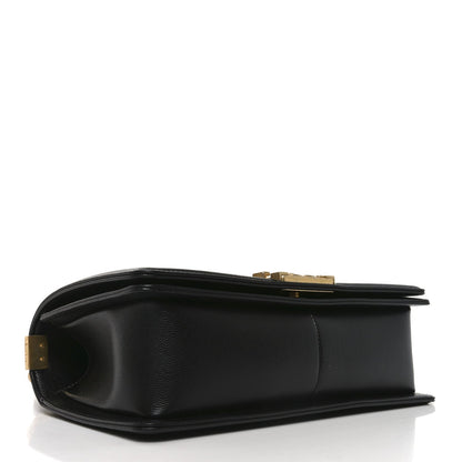 Caviar Quilted Medium Boy Flap Black