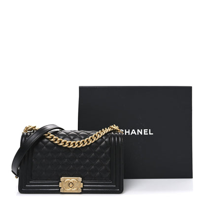 Caviar Quilted Medium Boy Flap Black