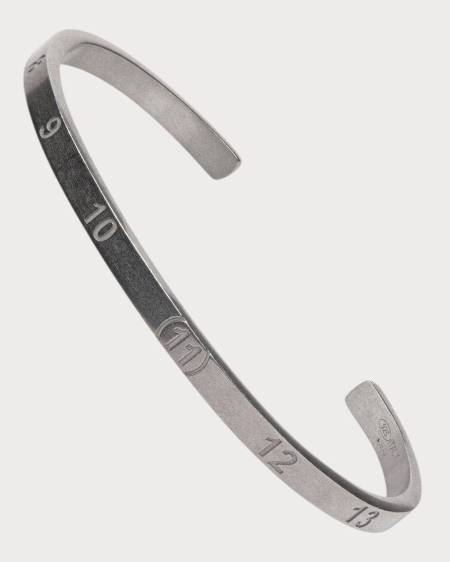 MAISON MARGIELA MM Numerical Cuff(Silver)