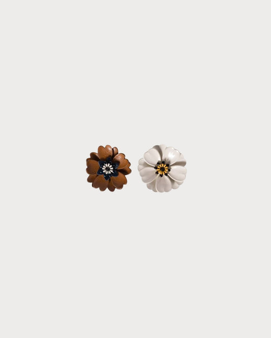 MIU MIU Metal and Leather Earrings(Gold)